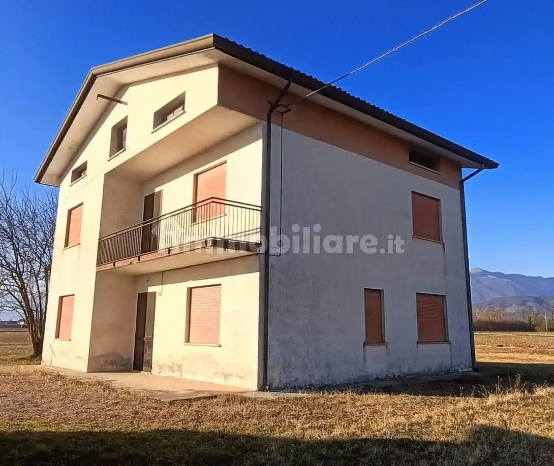 Casa indipendente in vendita a Sernaglia della Battaglia