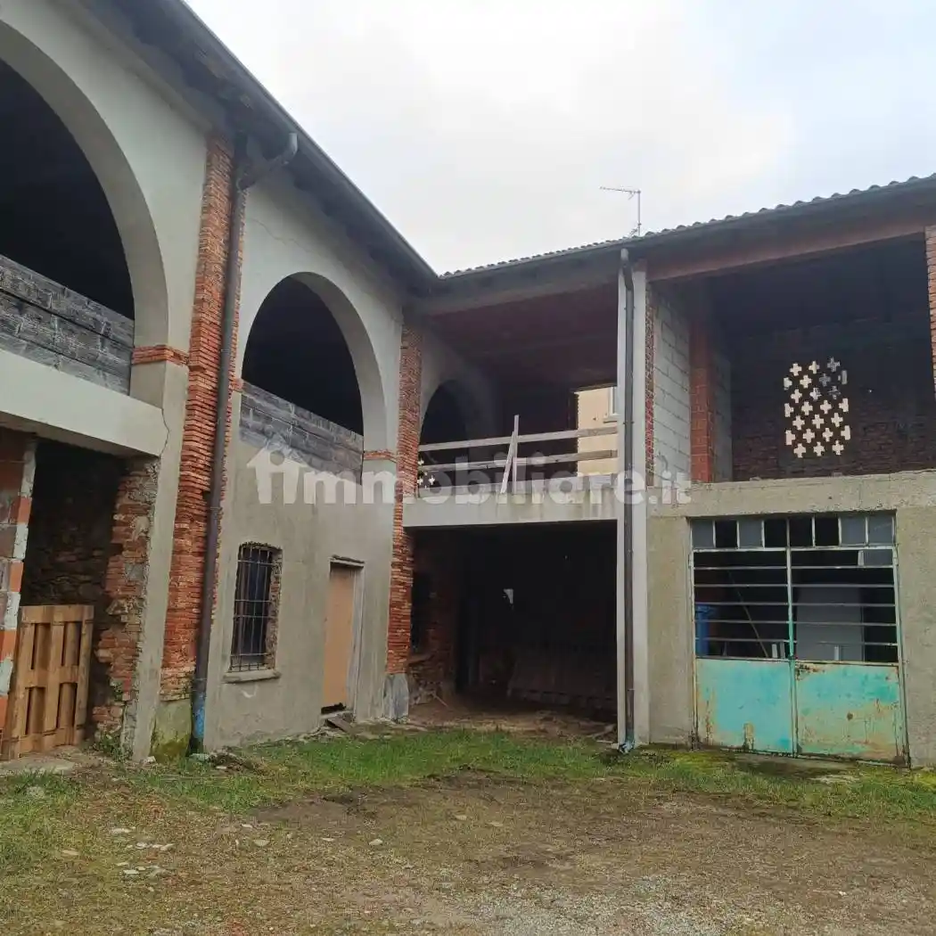 Rustico - Casale in vendita a Cassago Brianza