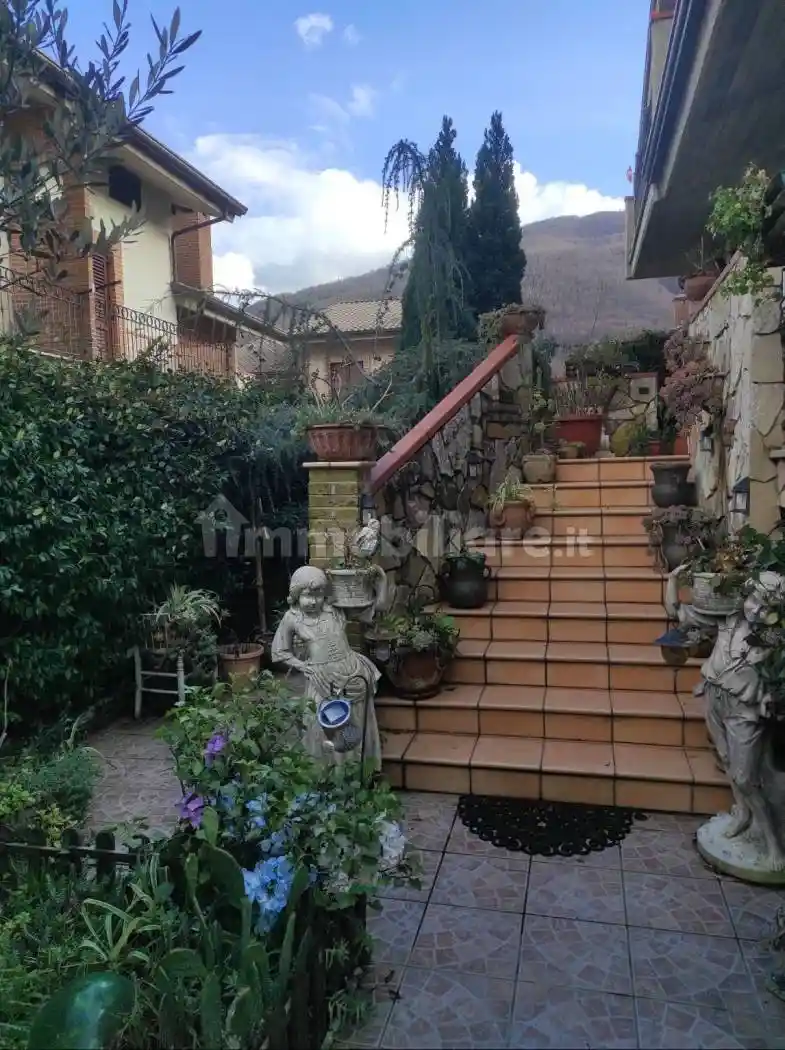 Villa in vendita a Monteforte Irpino
