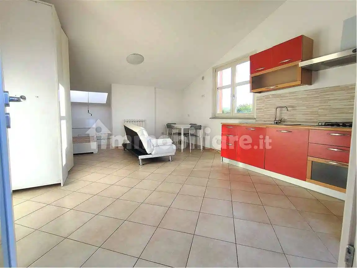 Appartamento in affitto a Lucca