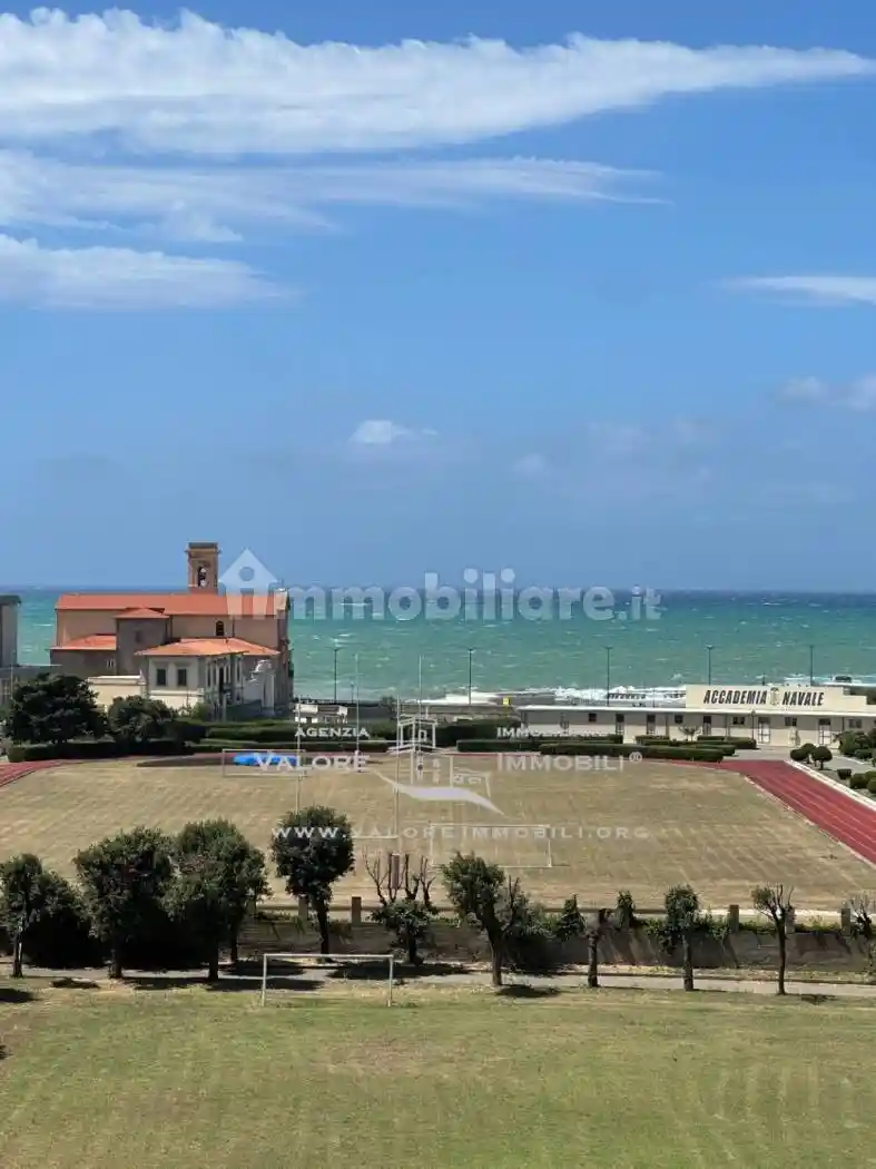 Appartamento in vendita a Livorno