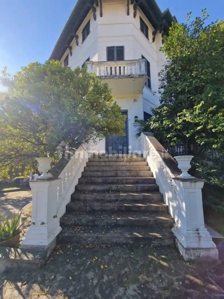 Villa in vendita a Rapallo