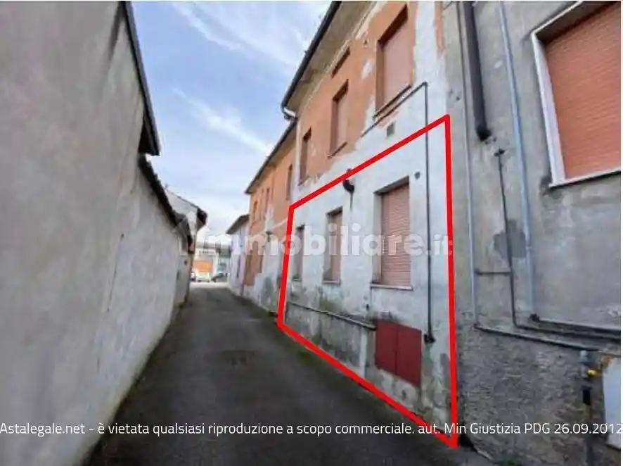 Appartamento in vendita a Isola Dovarese