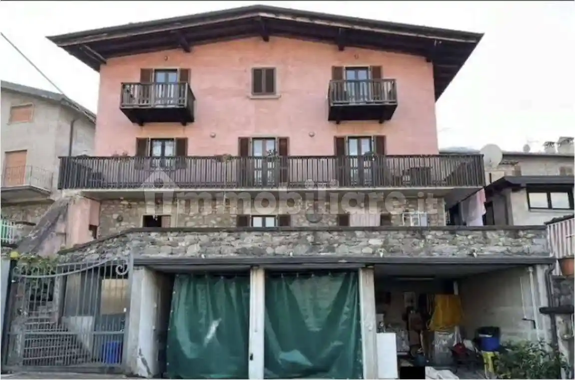 Appartamento in vendita a Artogne