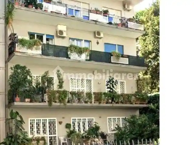 Appartamento in affitto a Napoli