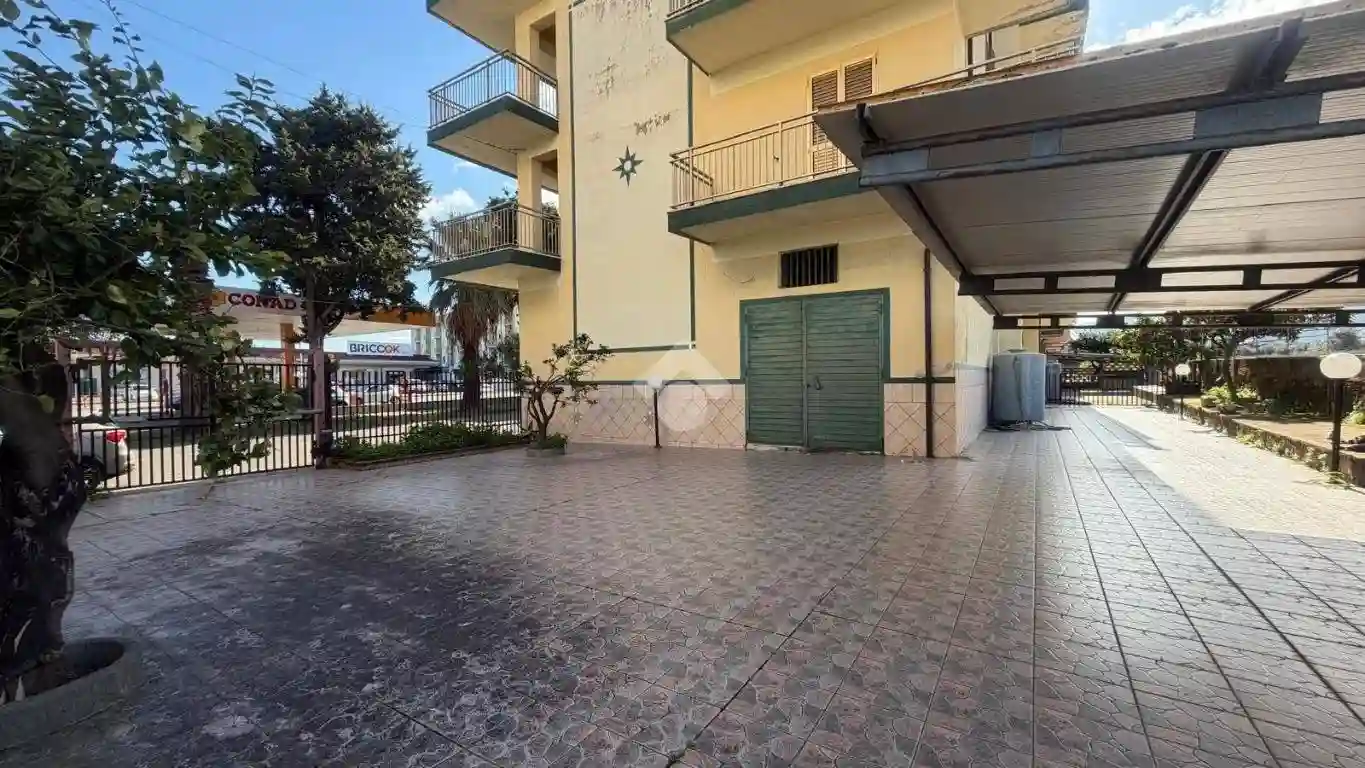 Palazzo - Edificio - foto 2