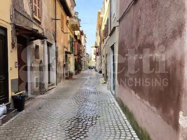 Appartamento in vendita a Riano