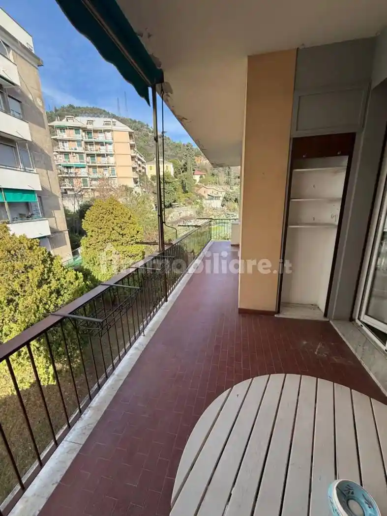 Appartamento in vendita a Genova