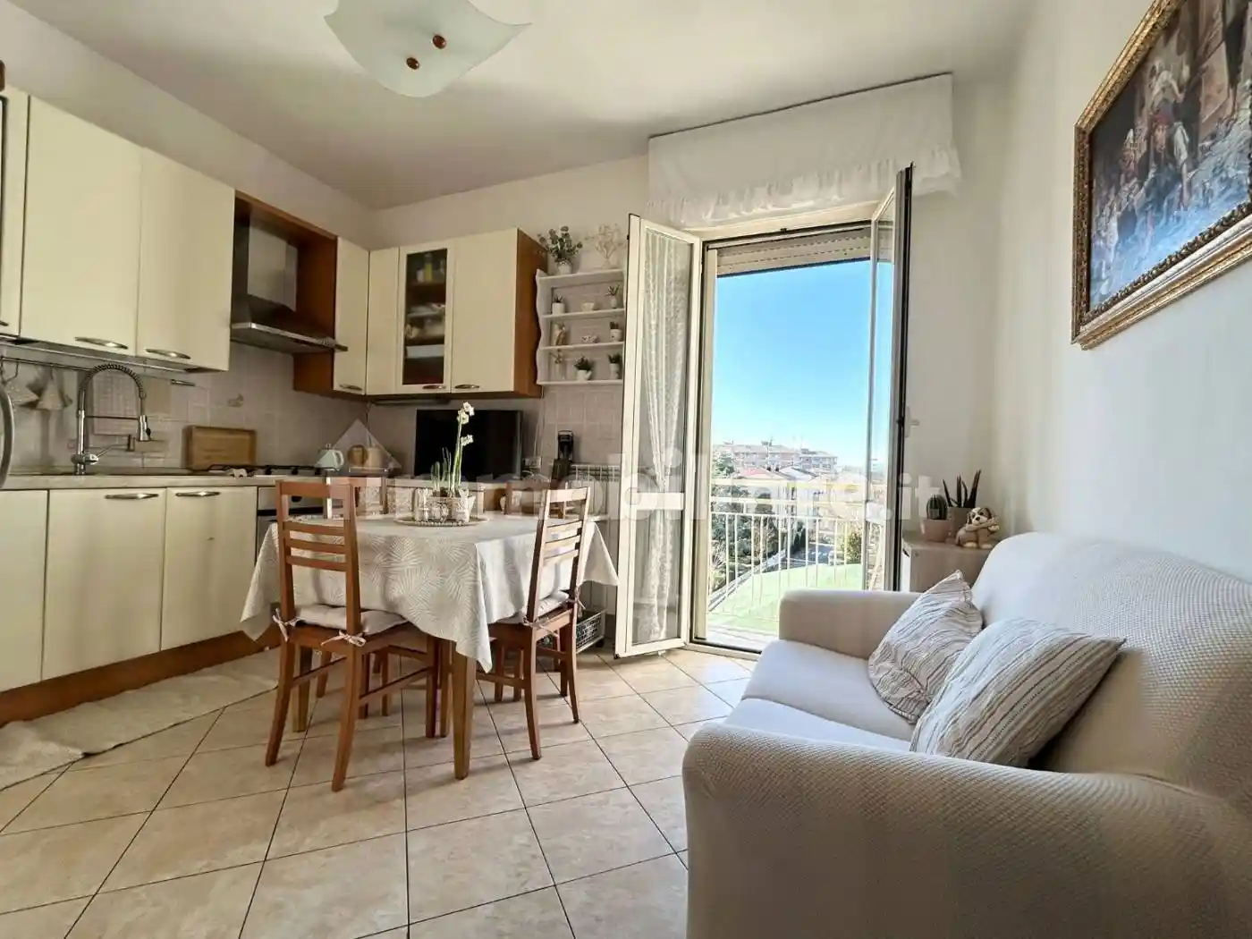 Appartamento in vendita a Modena