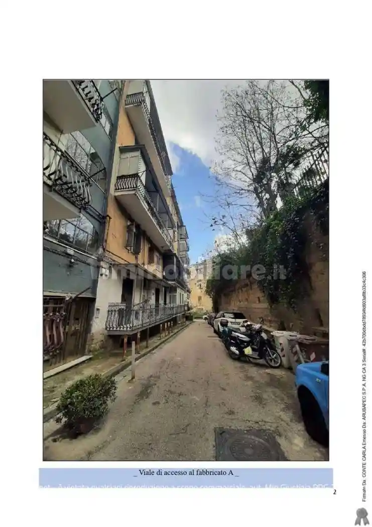 Appartamento in vendita a Napoli