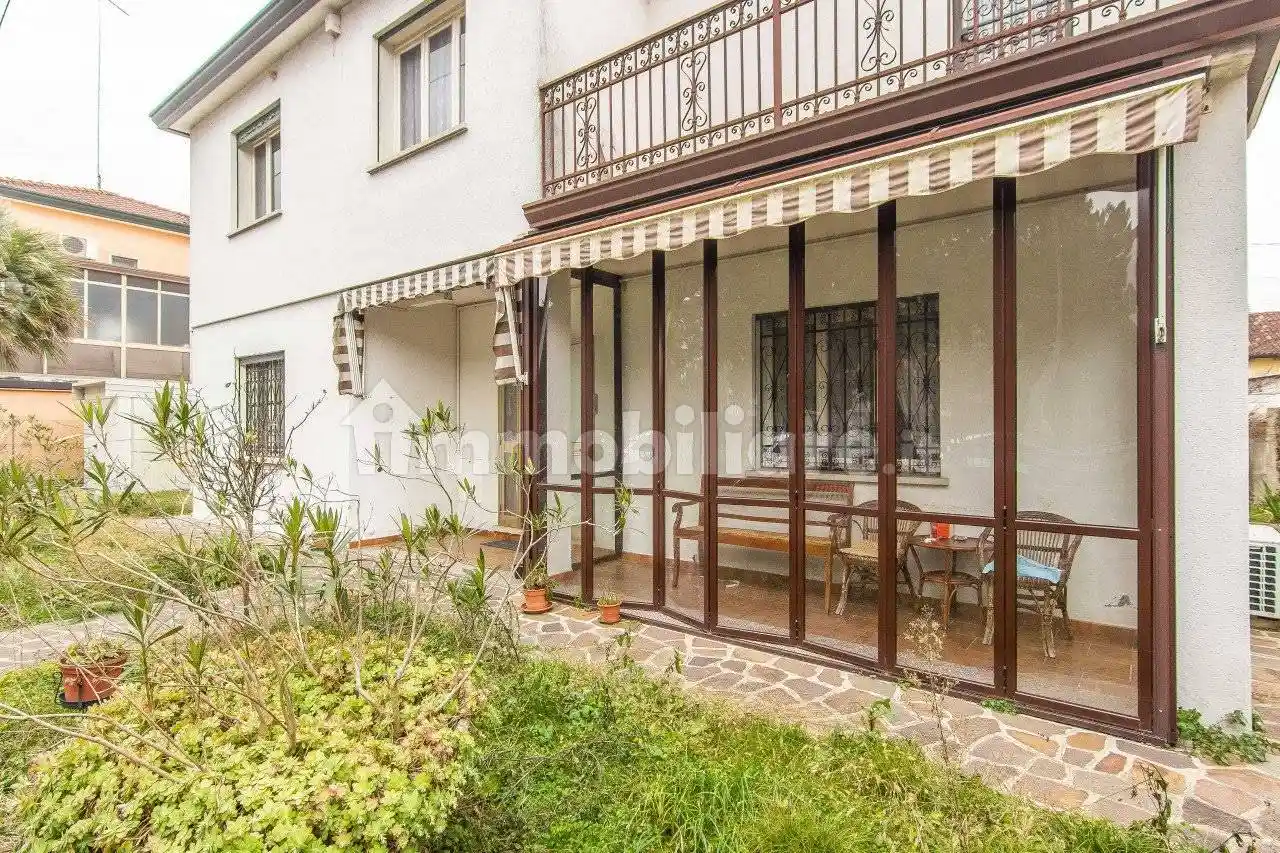 Casa indipendente in vendita a Padova