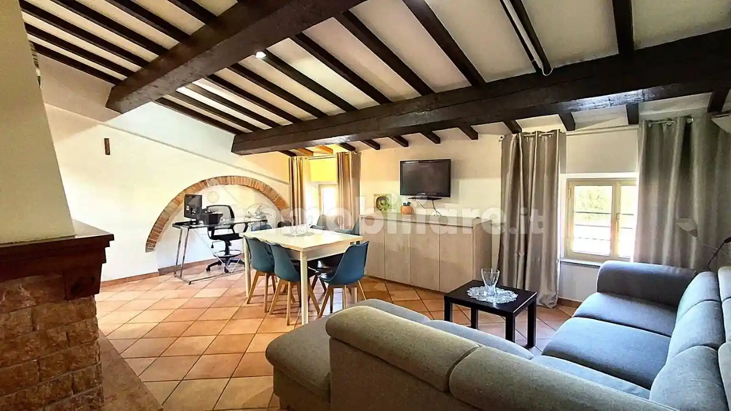 Appartamento in vendita a Cascina