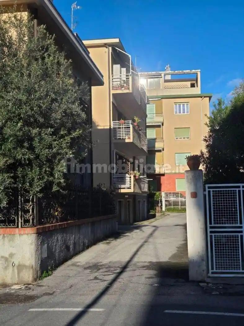 Appartamento in vendita a Albisola Superiore