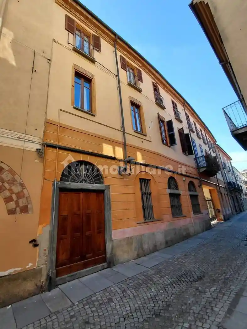 Appartamento in vendita a Asti