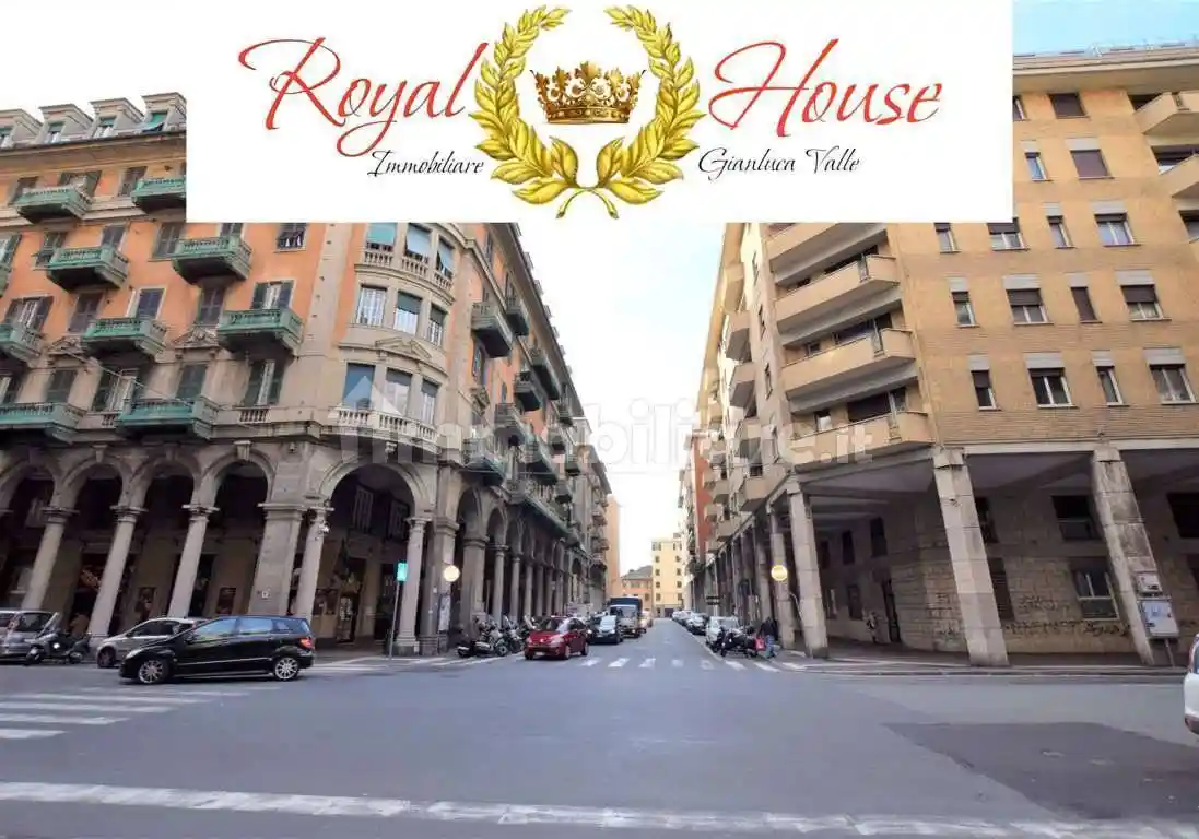 Palazzo - Edificio in vendita a Genova