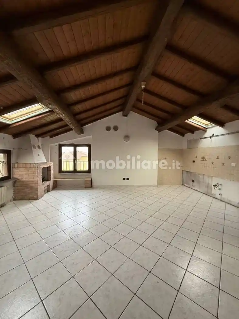 Appartamento in vendita a Brignano Gera d'Adda