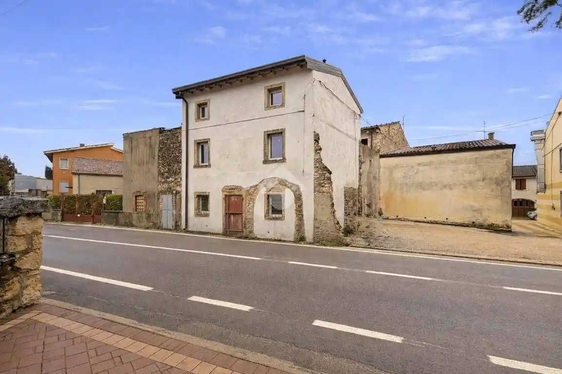Casa indipendente in vendita a Colognola Ai Colli