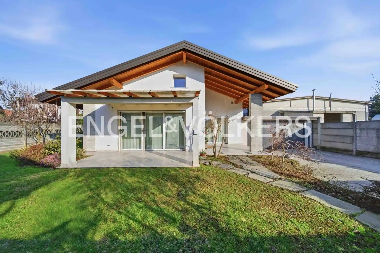 Villa in vendita a Samarate