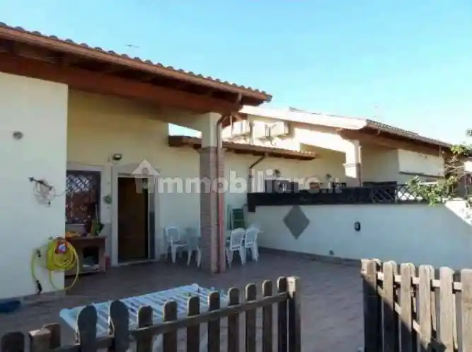 Villa in vendita a Ardea