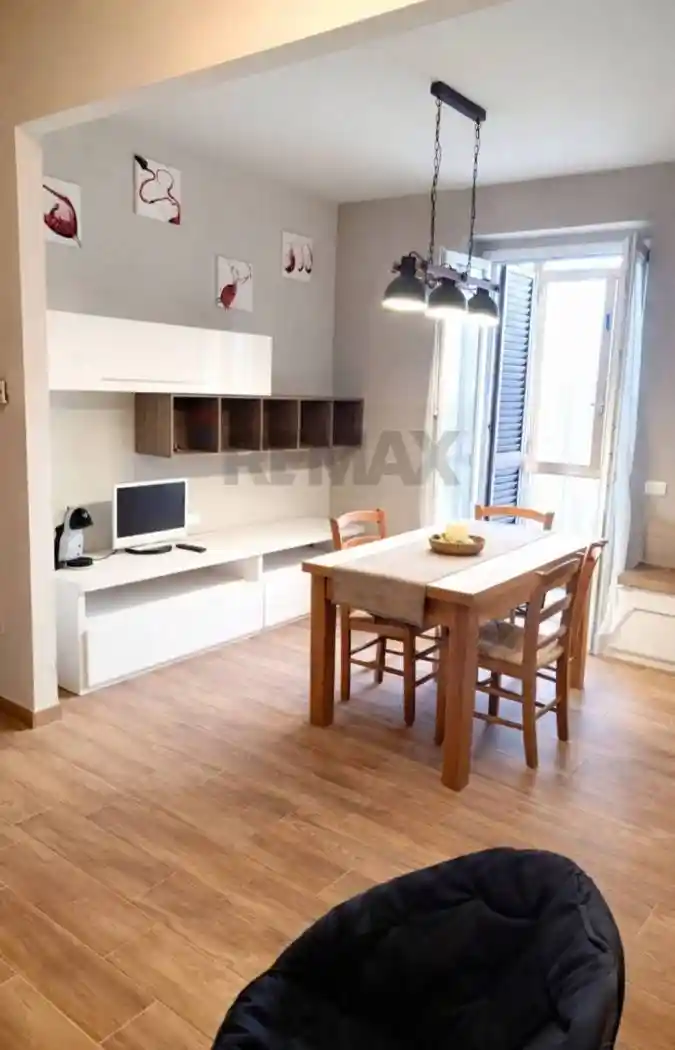 Appartamento in vendita a Cavriglia