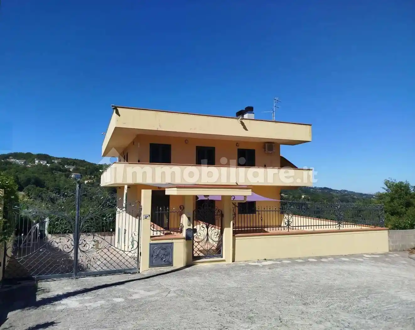 Villa in vendita a Guardiagrele