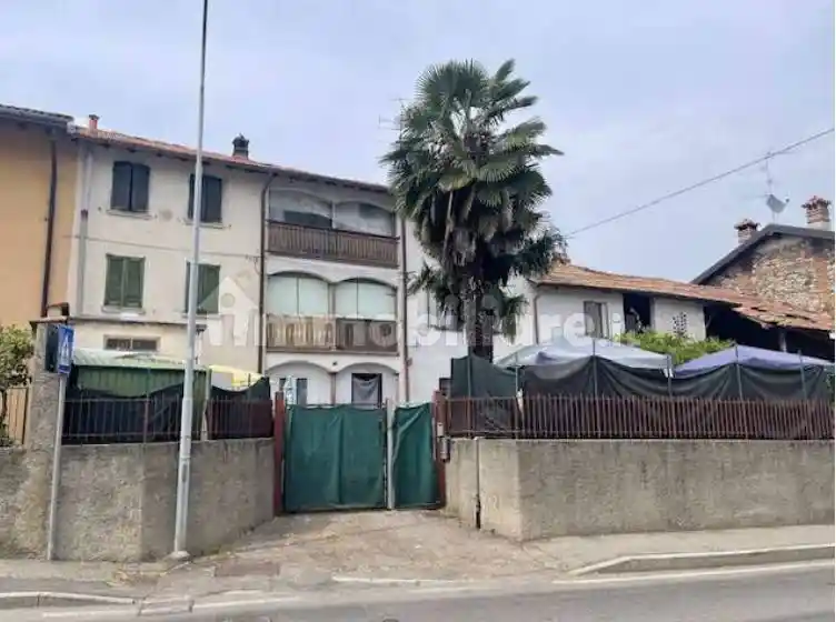 Casa indipendente in vendita a Cantello