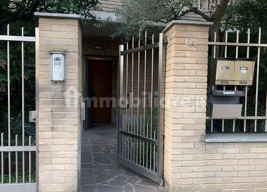 Appartamento in vendita a Limbiate