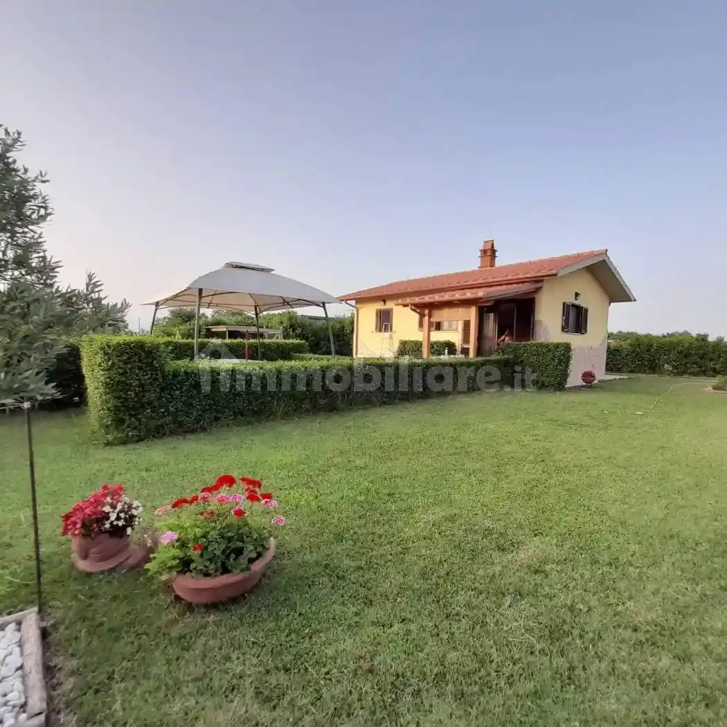 Villa in vendita a Montalto di Castro