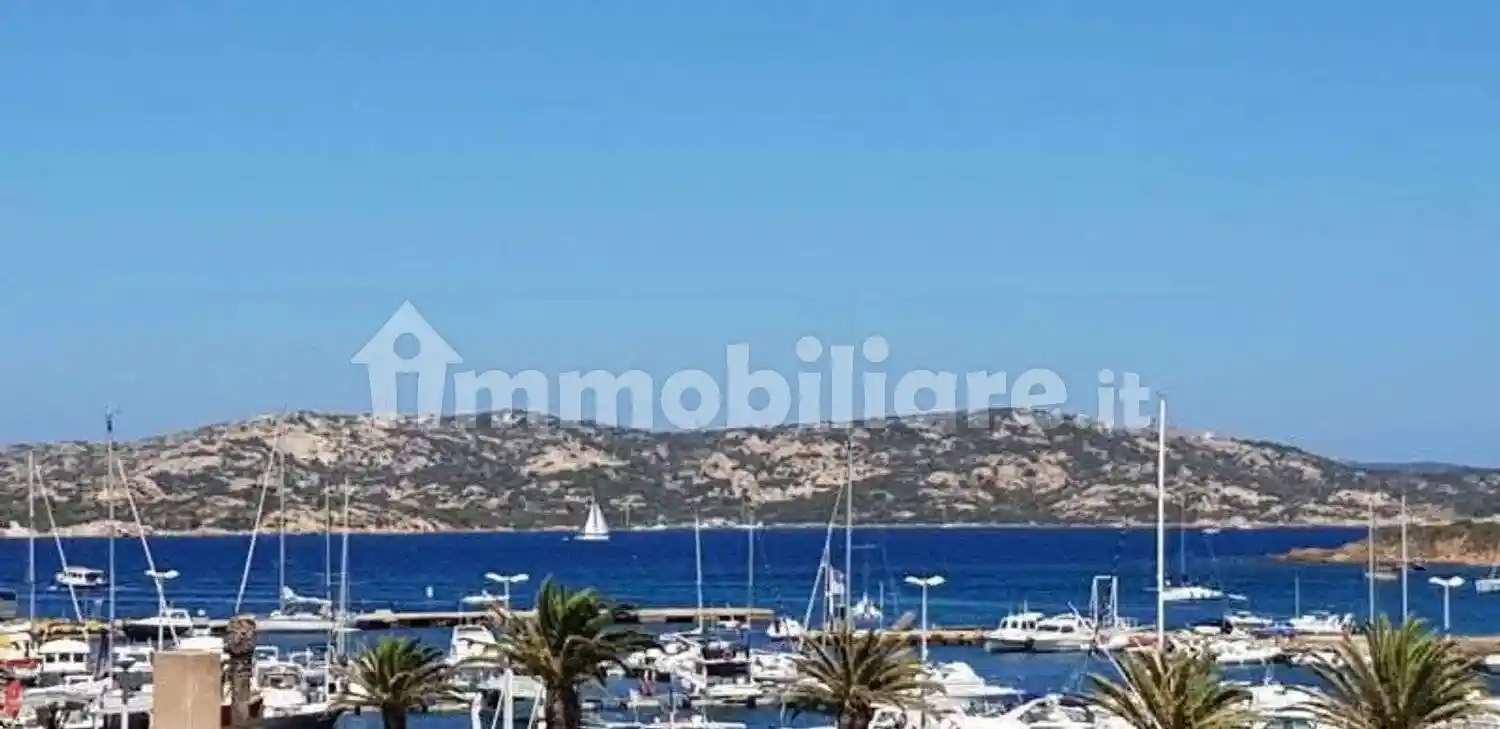 Appartamento in vendita a Palau