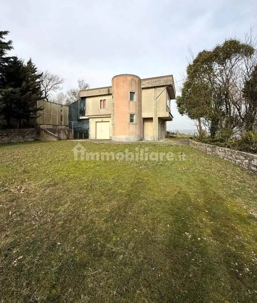 Villa in vendita a Conza della Campania