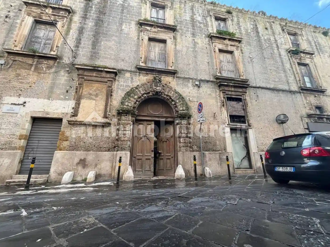 Palazzo - Edificio in vendita a Brindisi