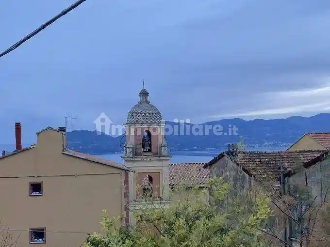 Appartamento in vendita a Lerici