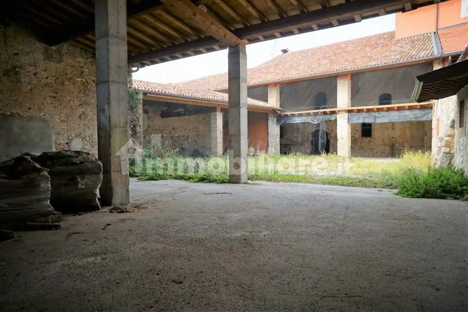 Rustico - Casale in vendita a Lonato del Garda