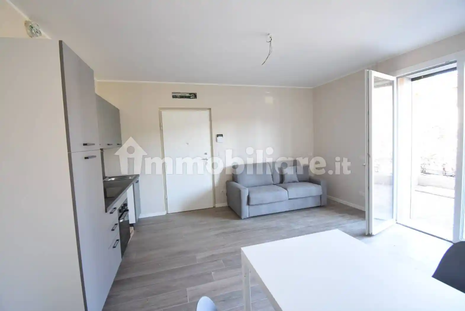 Appartamento in affitto a Merate