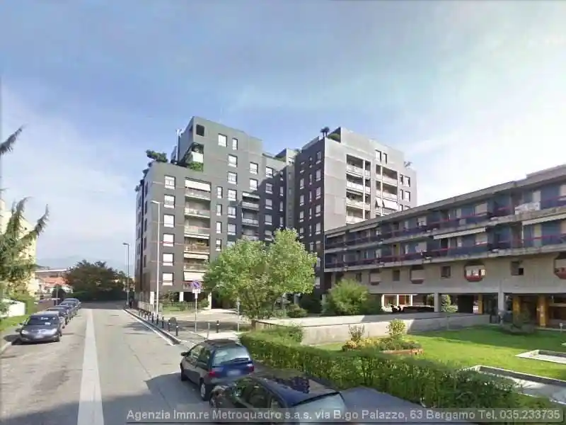 Appartamento in vendita a Bergamo