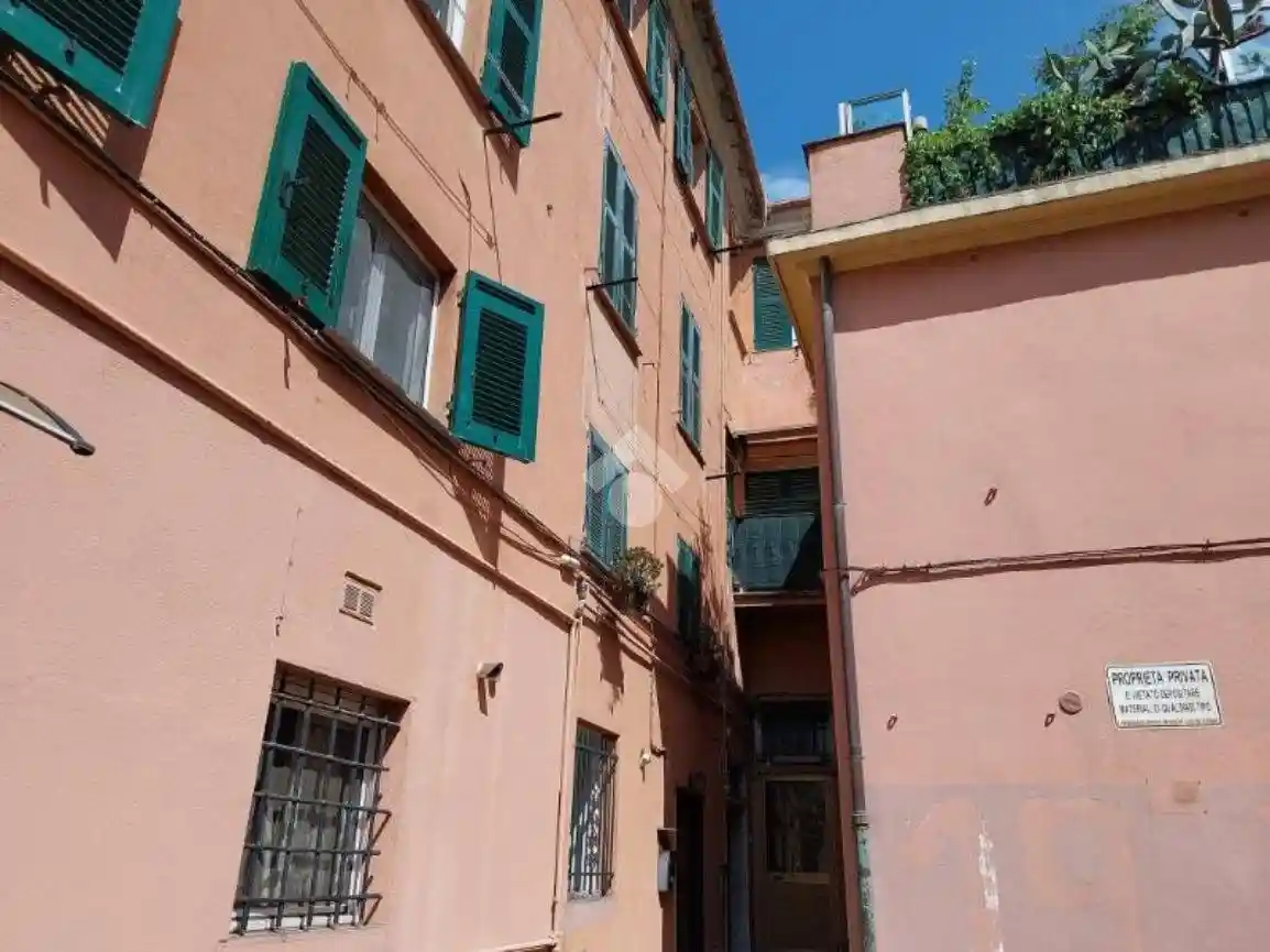 Appartamento in vendita a Genova