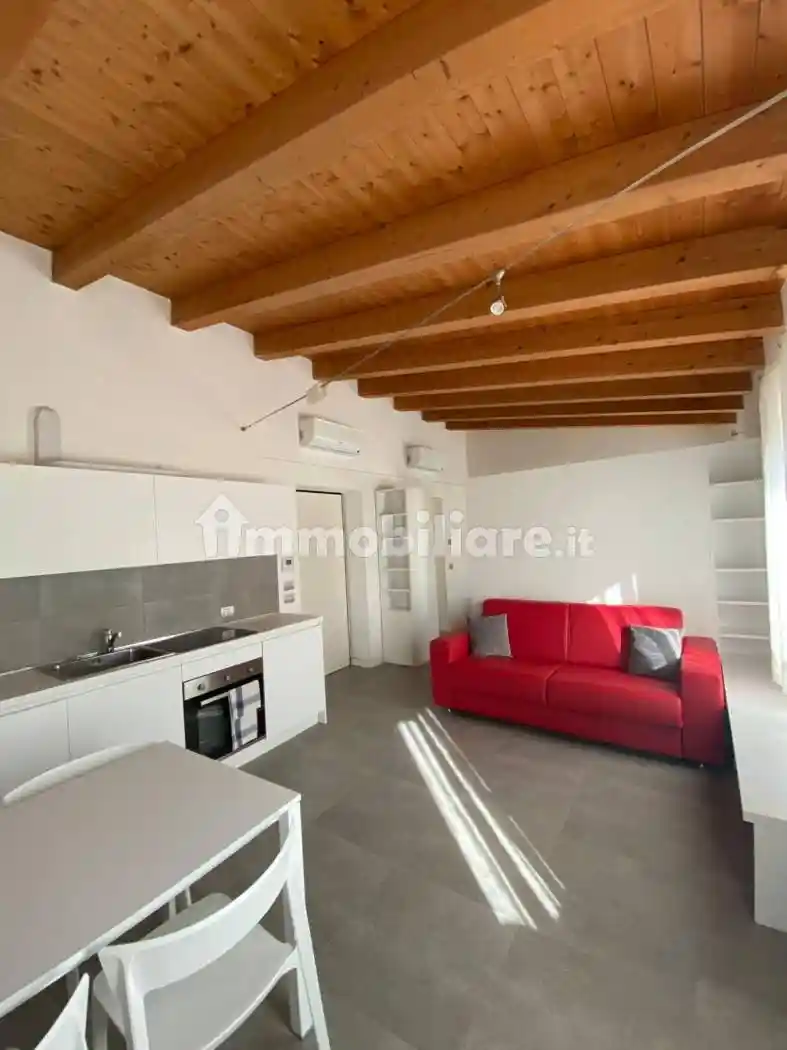 Appartamento in affitto a Verona