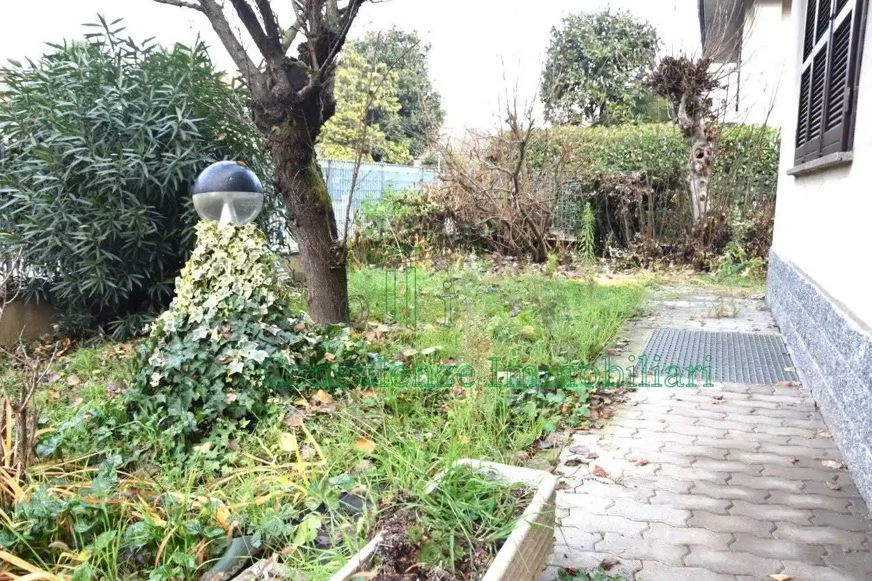 Villa in vendita a Casorate Primo