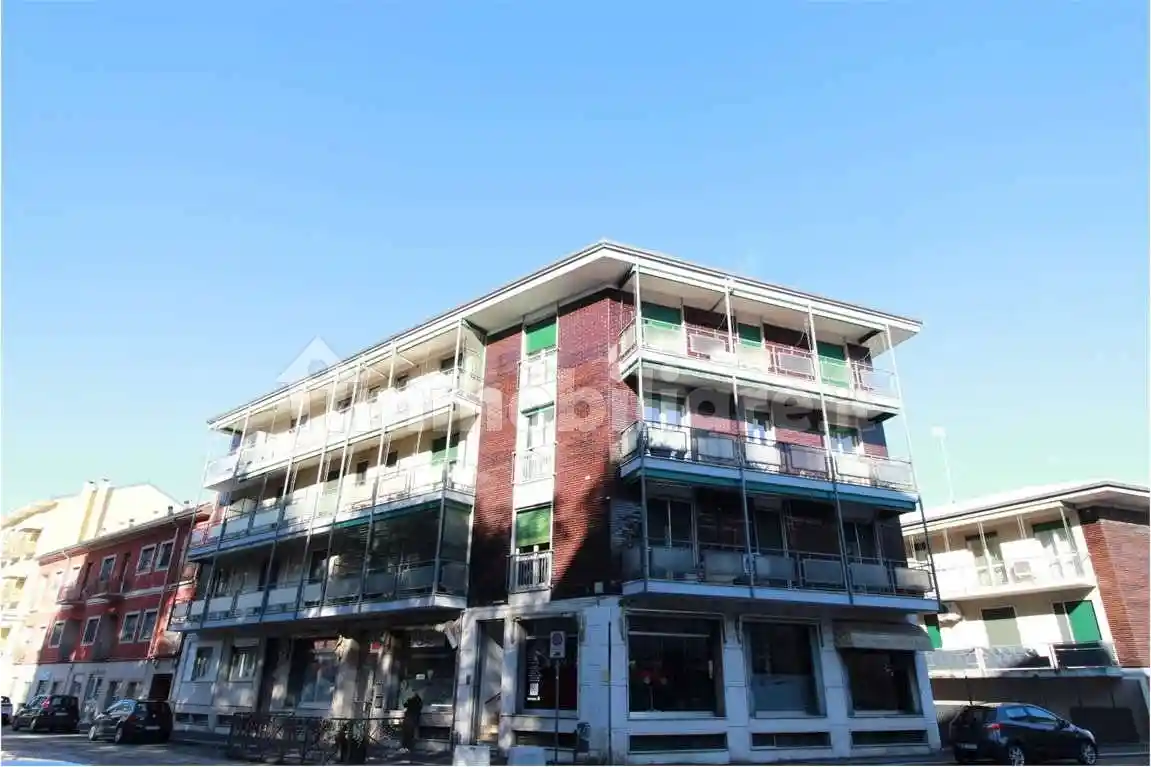 Appartamento in vendita a Novara