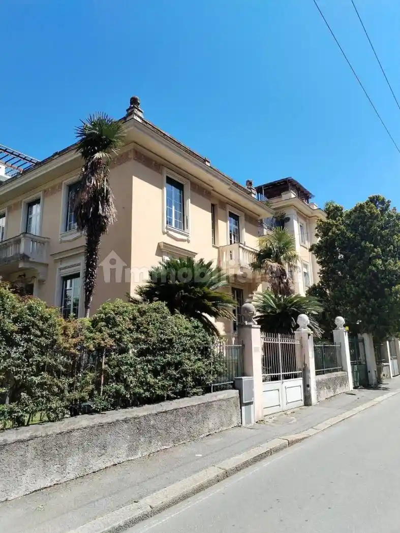 Villa in vendita a Genova