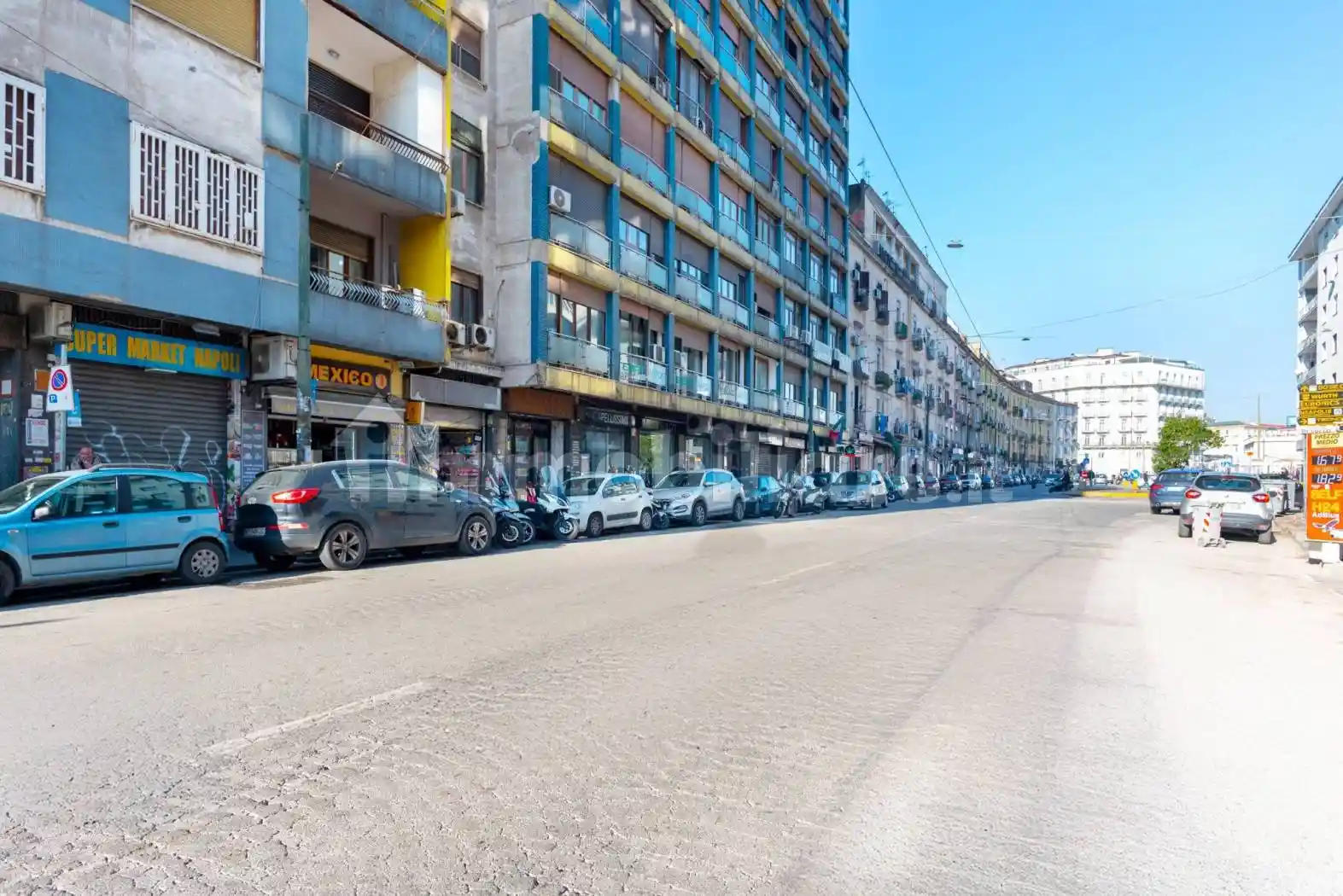 Appartamento in vendita a Napoli