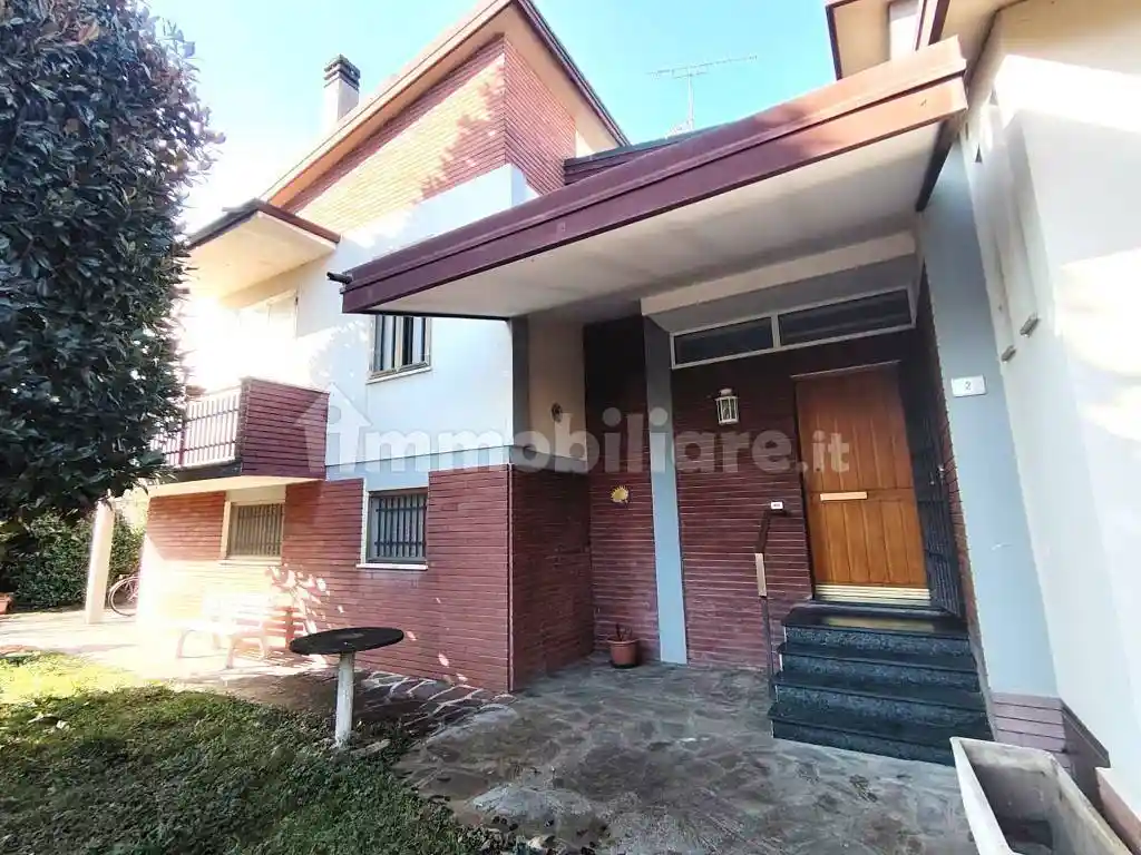 Casa indipendente in vendita a Finale Emilia