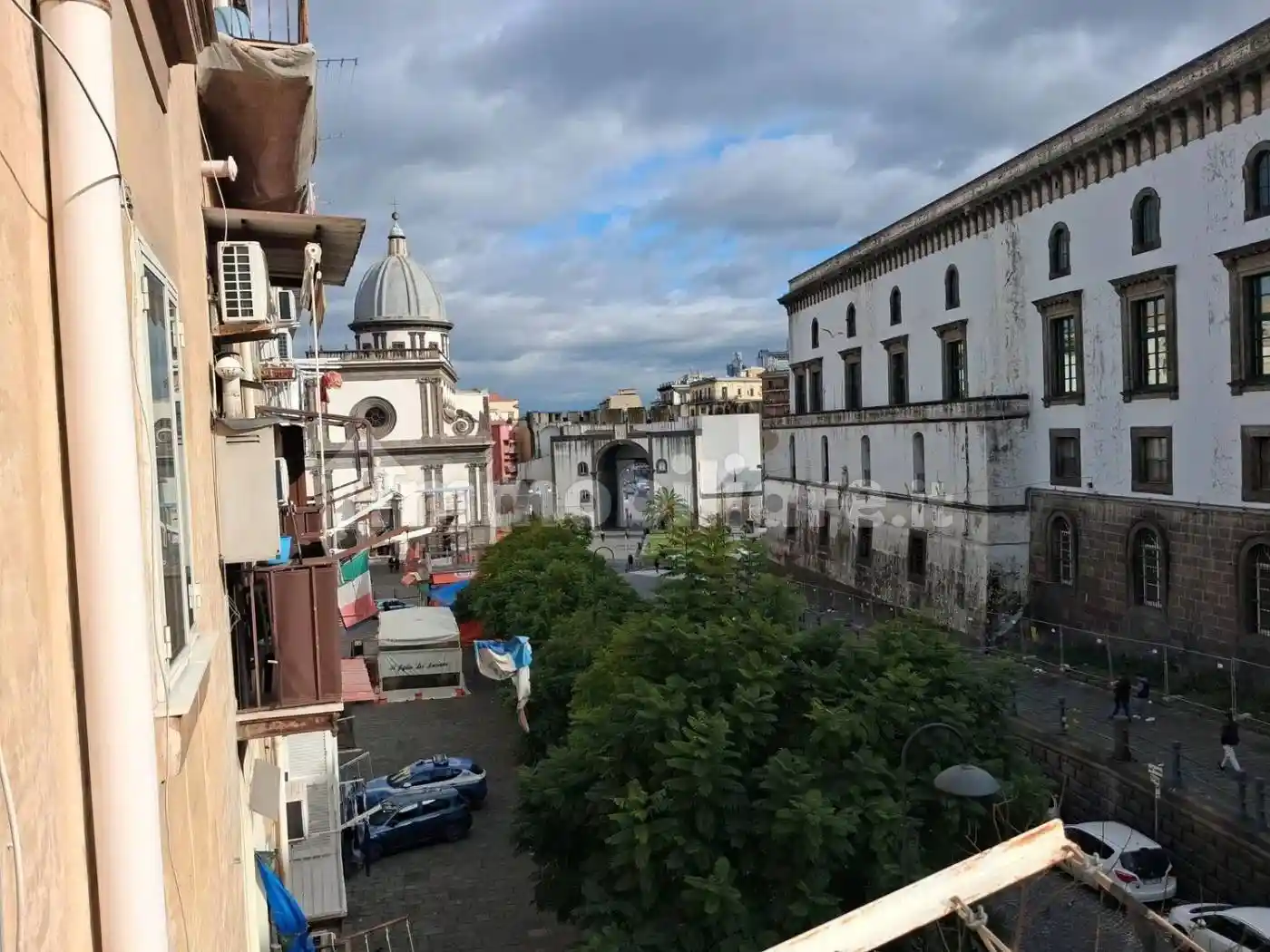 Appartamento in vendita a Napoli
