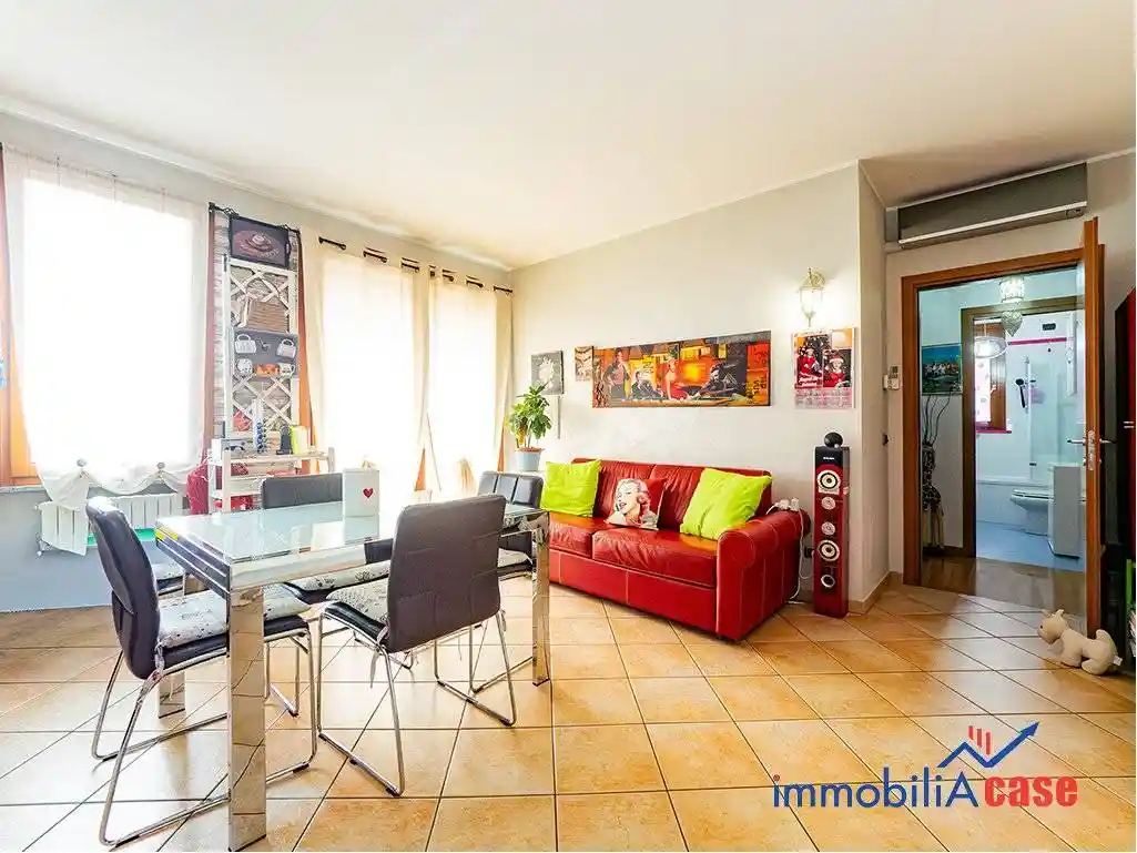 Appartamento in vendita a Limbiate