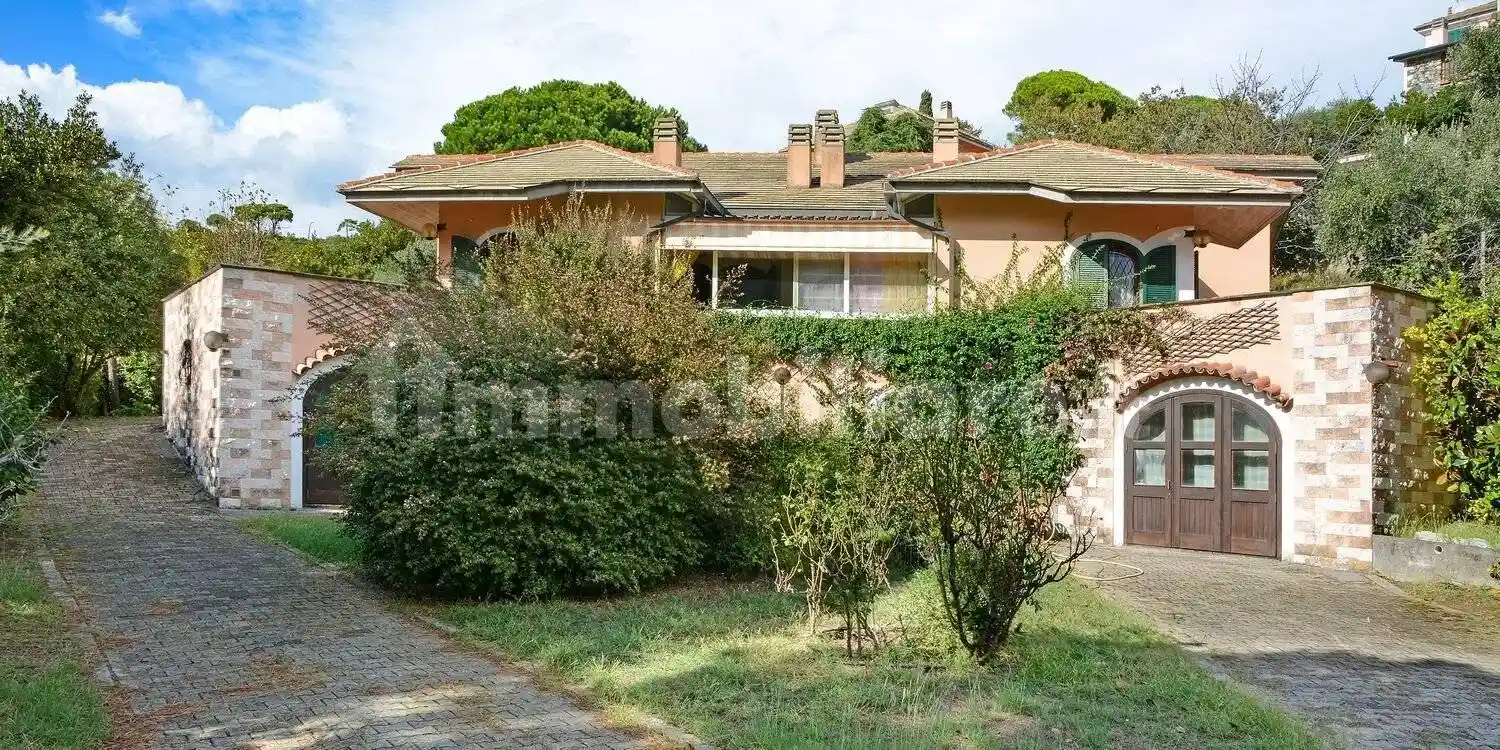 Villa in vendita a Celle Ligure