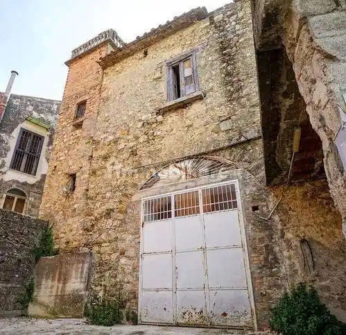 Villa in vendita a Serre