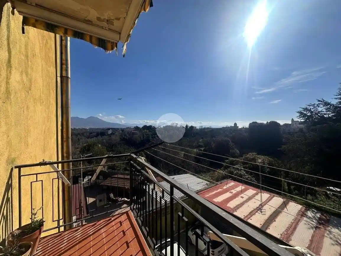 Appartamento in vendita a Napoli