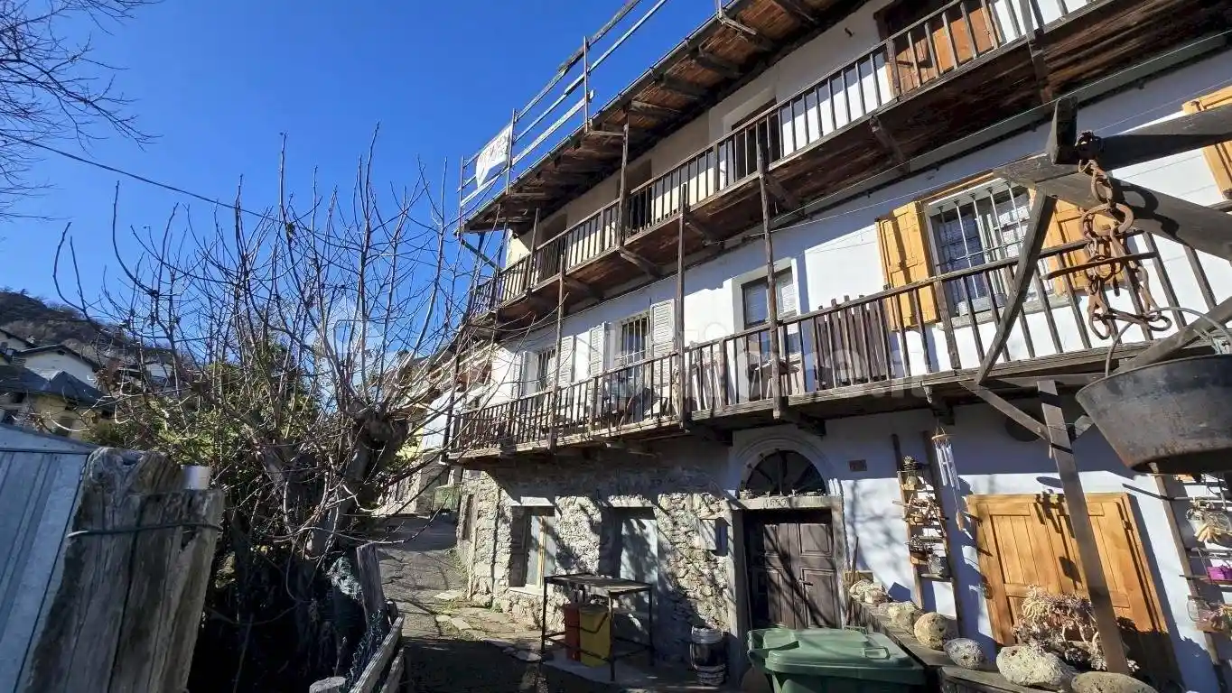 Casa indipendente in vendita a Sarre