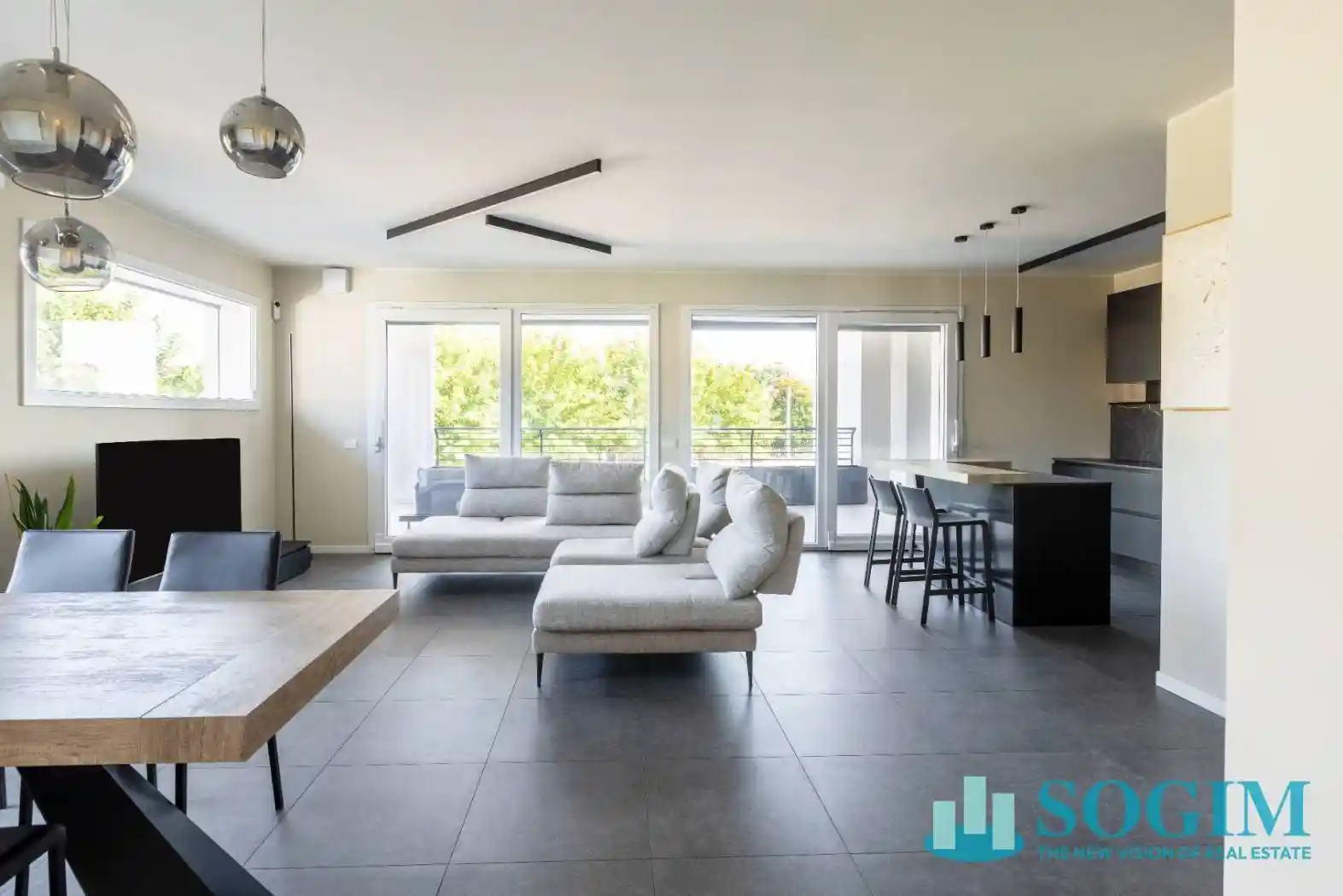 Appartamento in vendita a Biassono