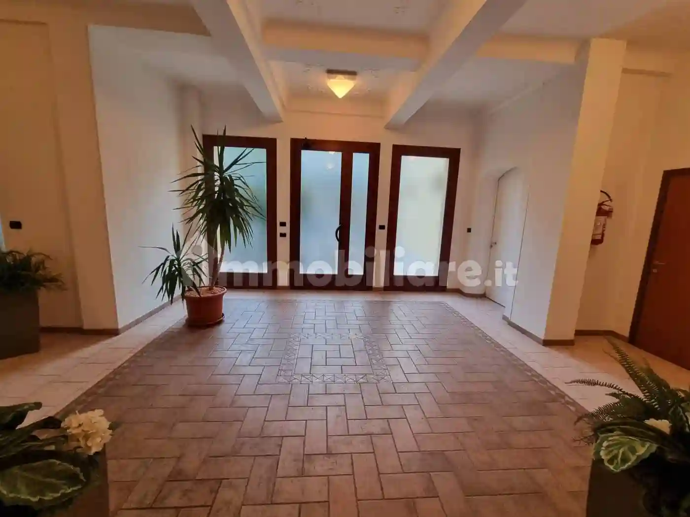 Palazzo - Edificio - foto 2